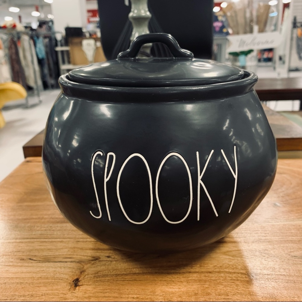 Rae Dunn Spooky Halloween 🎃 Canister with Lid NWT
